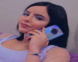 Mora earned numerous brand endorsements including Huawei Mobile Ecuador through her social media.